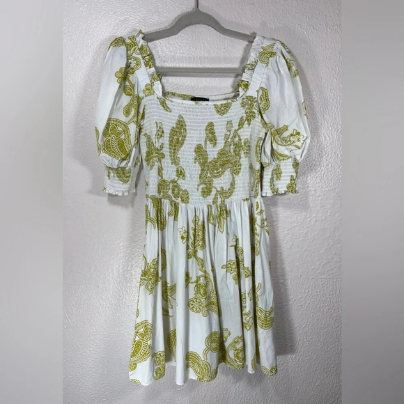 1. State Paisley Green and White Puff Sleeve Smock Babydoll Dress Women’s Medium